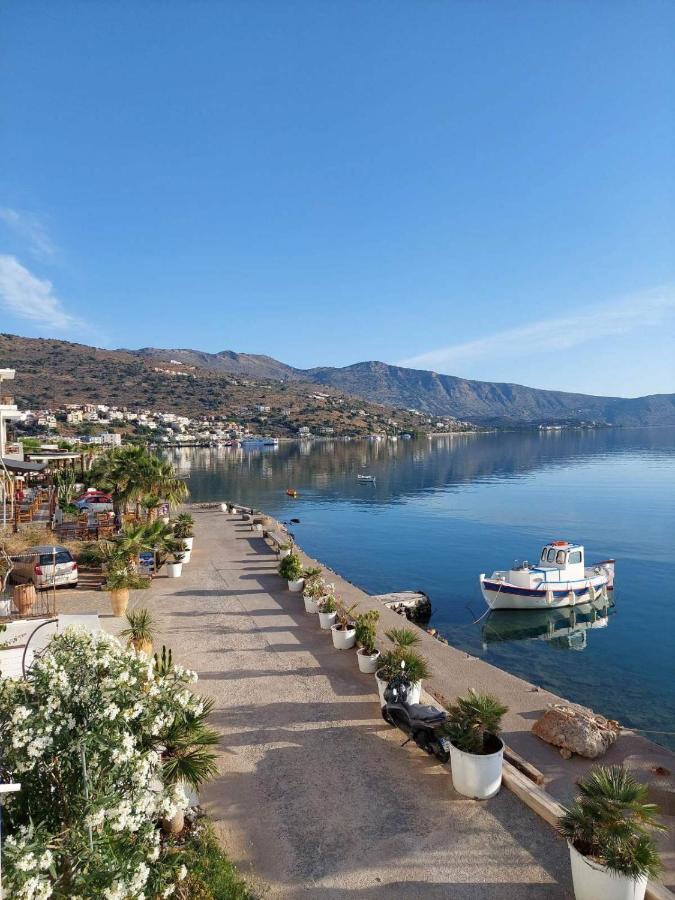 Апартаменты Marilena Seaside House Элунда Экстерьер фото