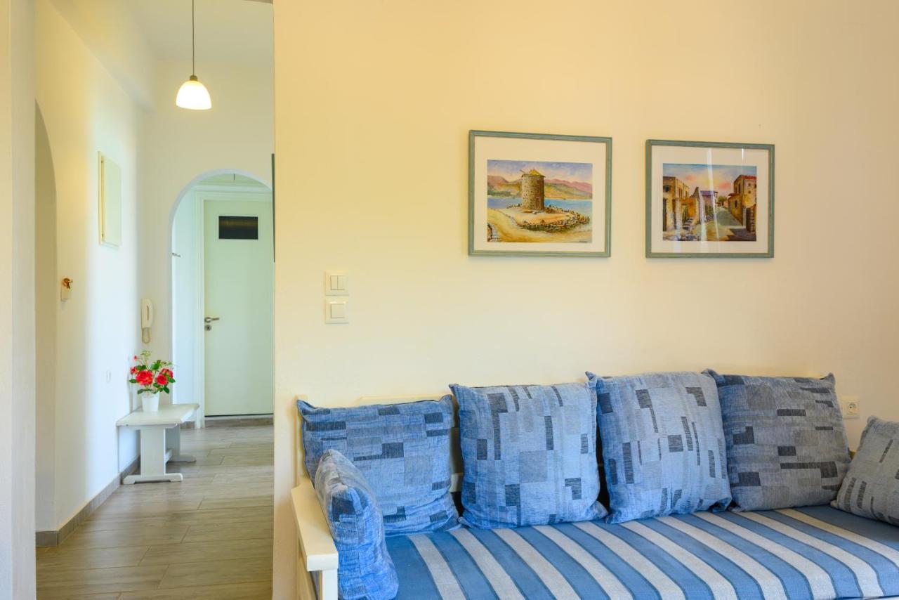 Апартаменты Marilena Seaside House Элунда Экстерьер фото