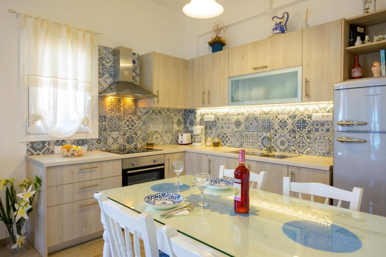 Апартаменты Marilena Seaside House Элунда Экстерьер фото